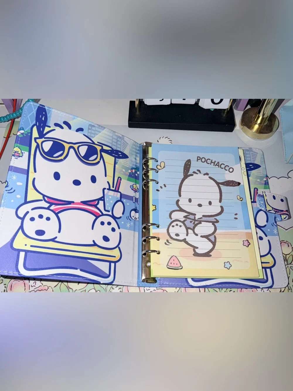 🐾NWOT Pochacco 6 ring padded Binder with magnetic closure